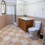 Aέναη Villa