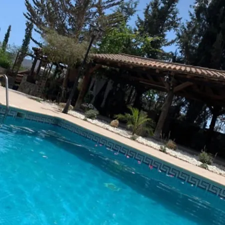 Aέναη Villa