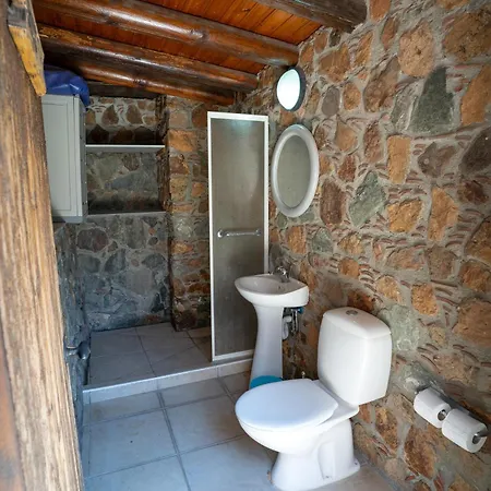 Villa Aέναη *