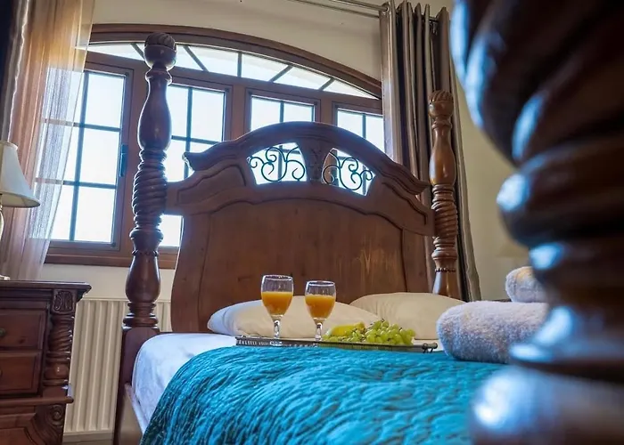 Aέναη Πυργά